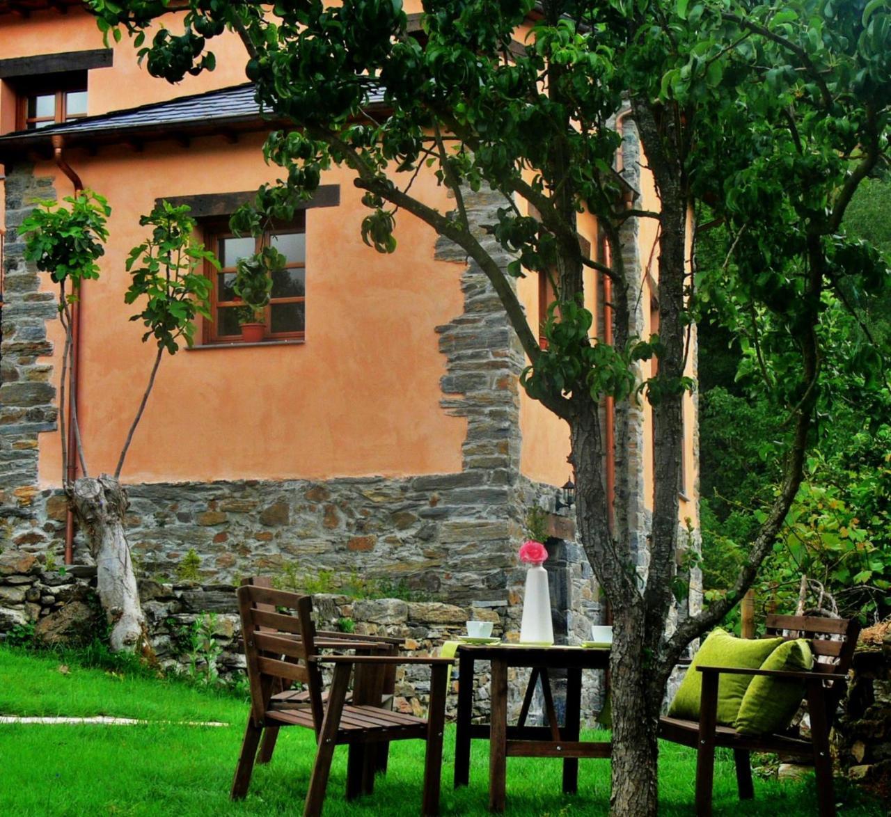 Apartamentos El Valledor Tremado Екстериор снимка